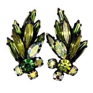 Vintage 1950s Statement Green Rhinestone Earrings Clip on